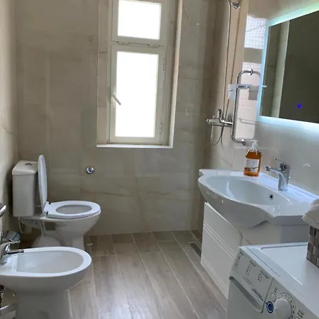 Best Shared Homestay